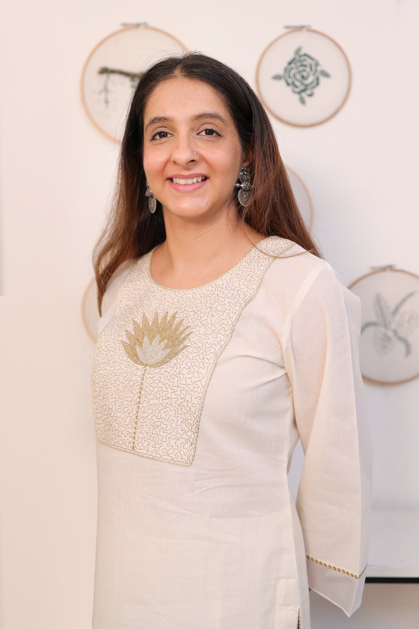 White floral embroidery outfit