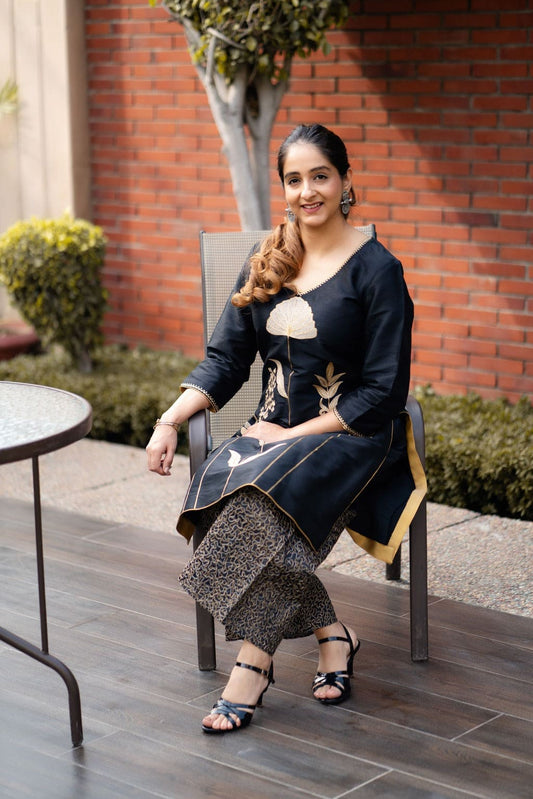 Black Floral kurta with pants