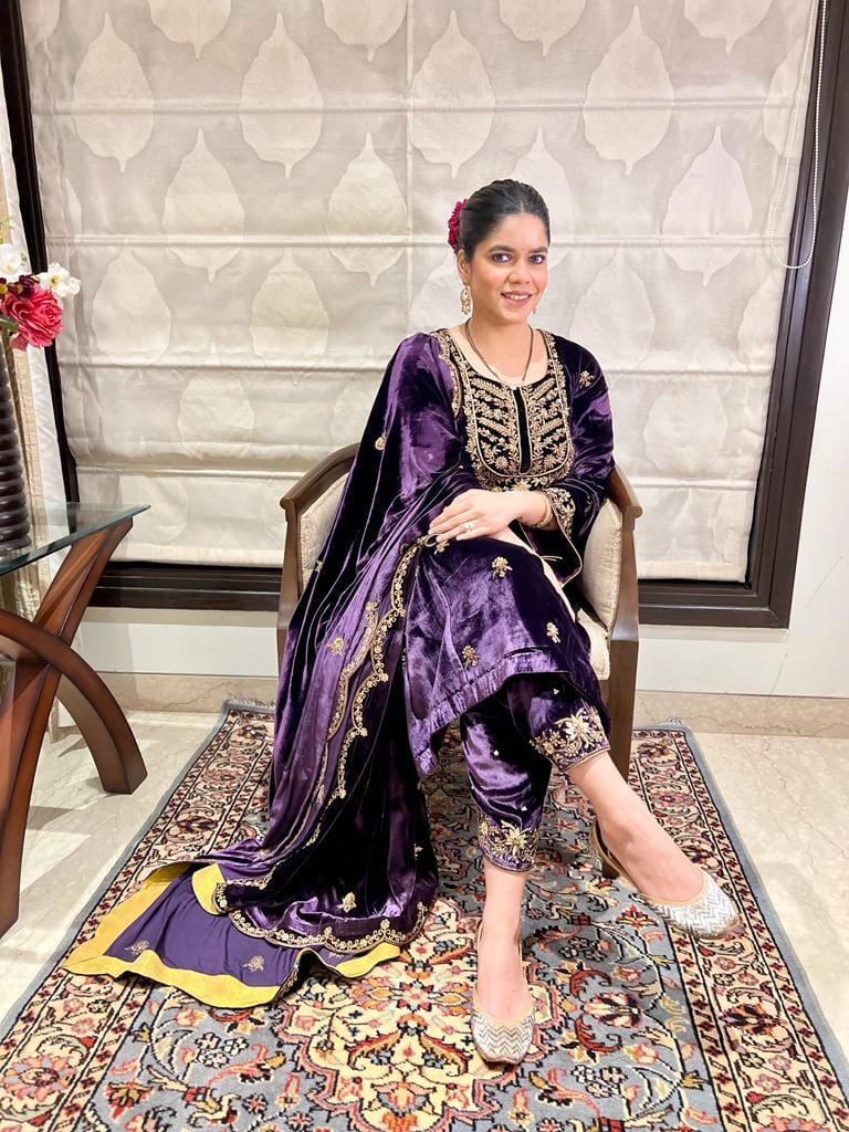 Deep Purple Silk Velvet Suit with Velvet Odhni