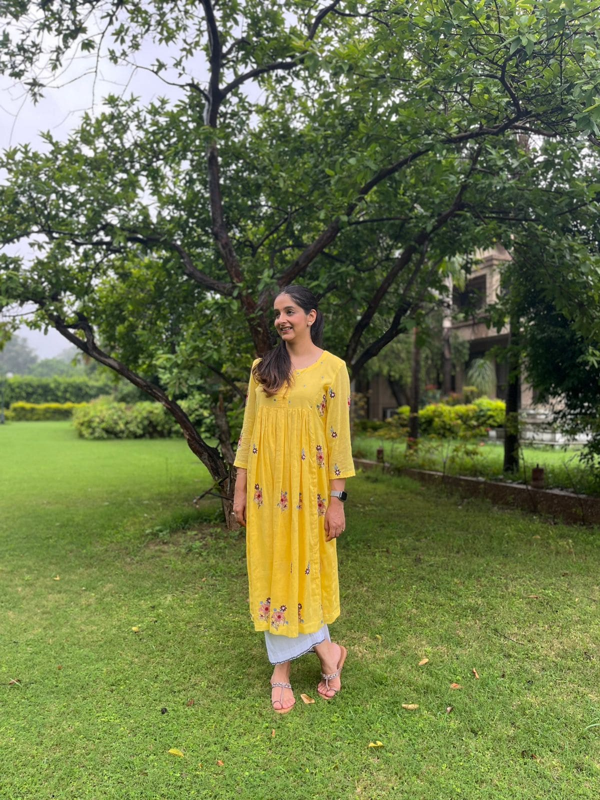 Yellow Butti Kurta with Pants