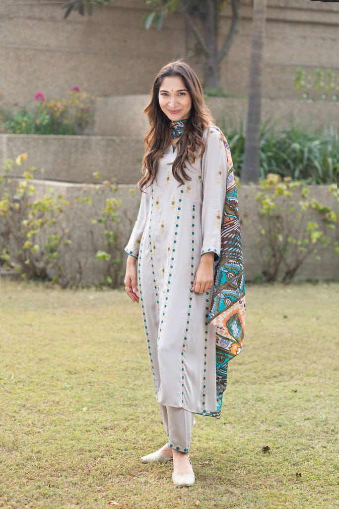 Grey Turquoise Outfit